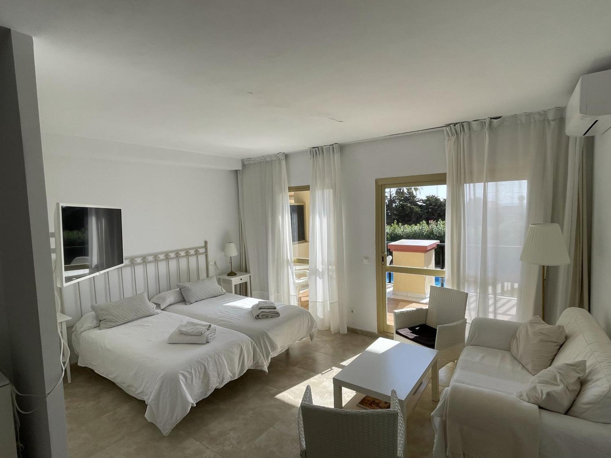Estudio Primera Linea 50 Mtrs Playa. Fibra 600Mb Marbella Zewnętrze zdjęcie
